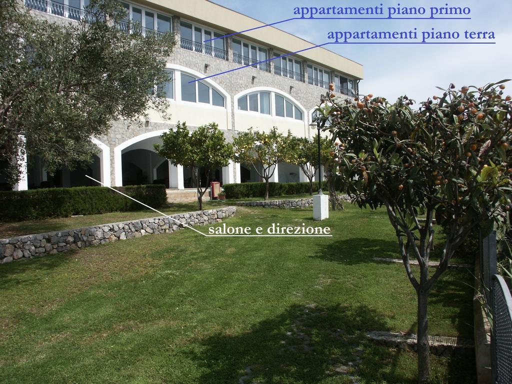 Mediterraneo Residence Марина ди Камерота Стая снимка