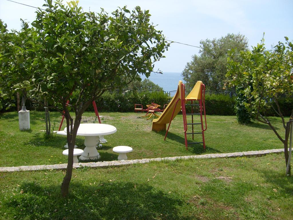 Mediterraneo Residence Марина ди Камерота Екстериор снимка
